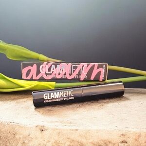 GLAMNETIC Liquid Magnetic Eyeliner - in Black Magic